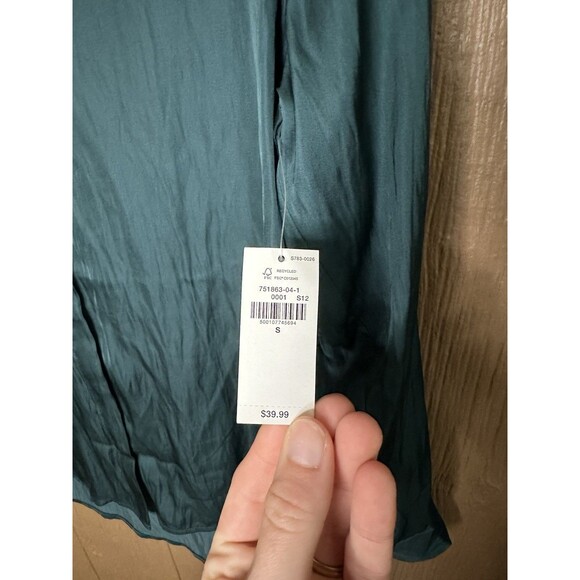 NWT Old Navy Womens Loose Satin Button-Down Shirt Dark Green Size Small‎ Office - Picture 3 of 6